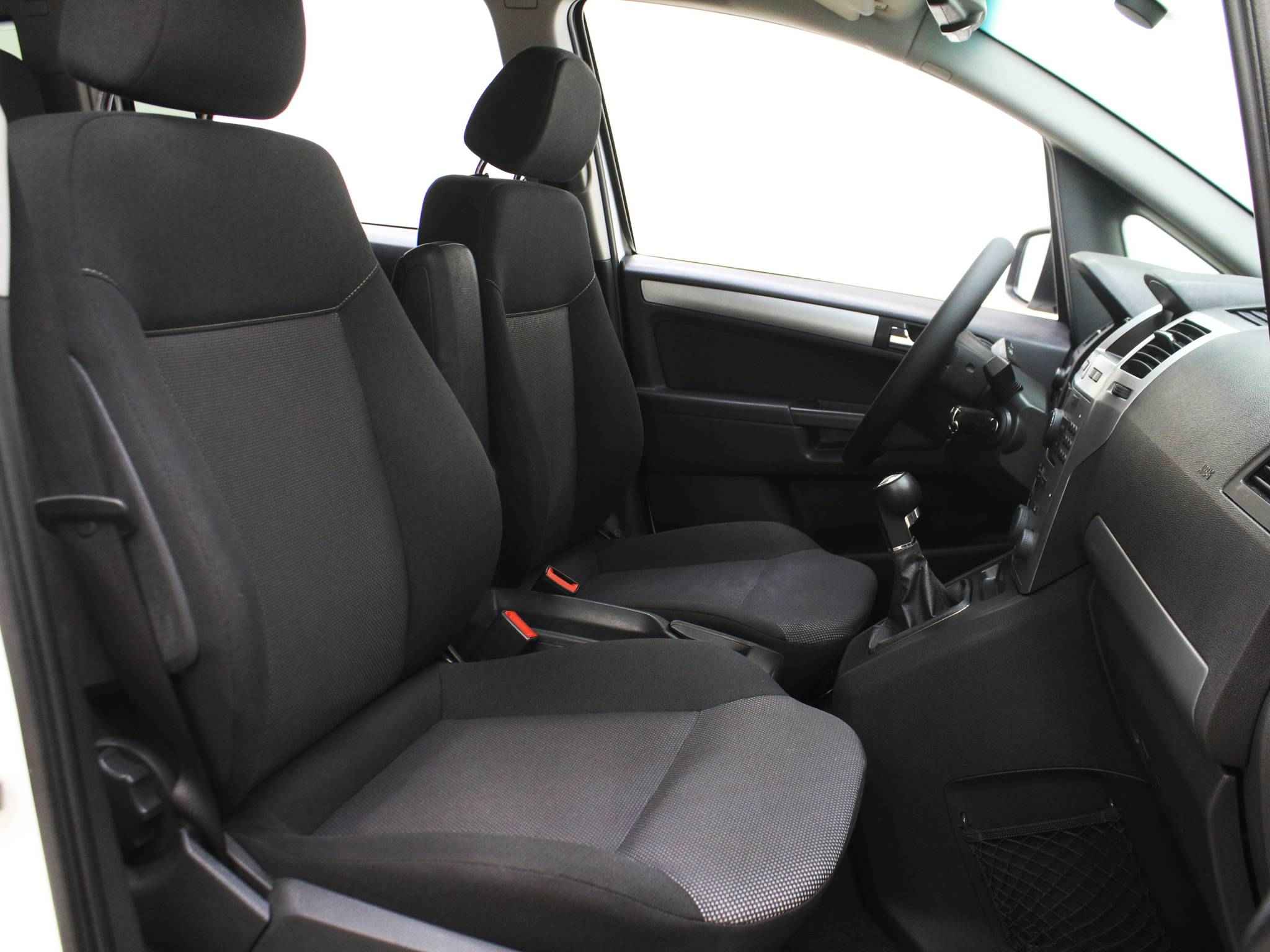 Opel Zafira, B Рестайлинг