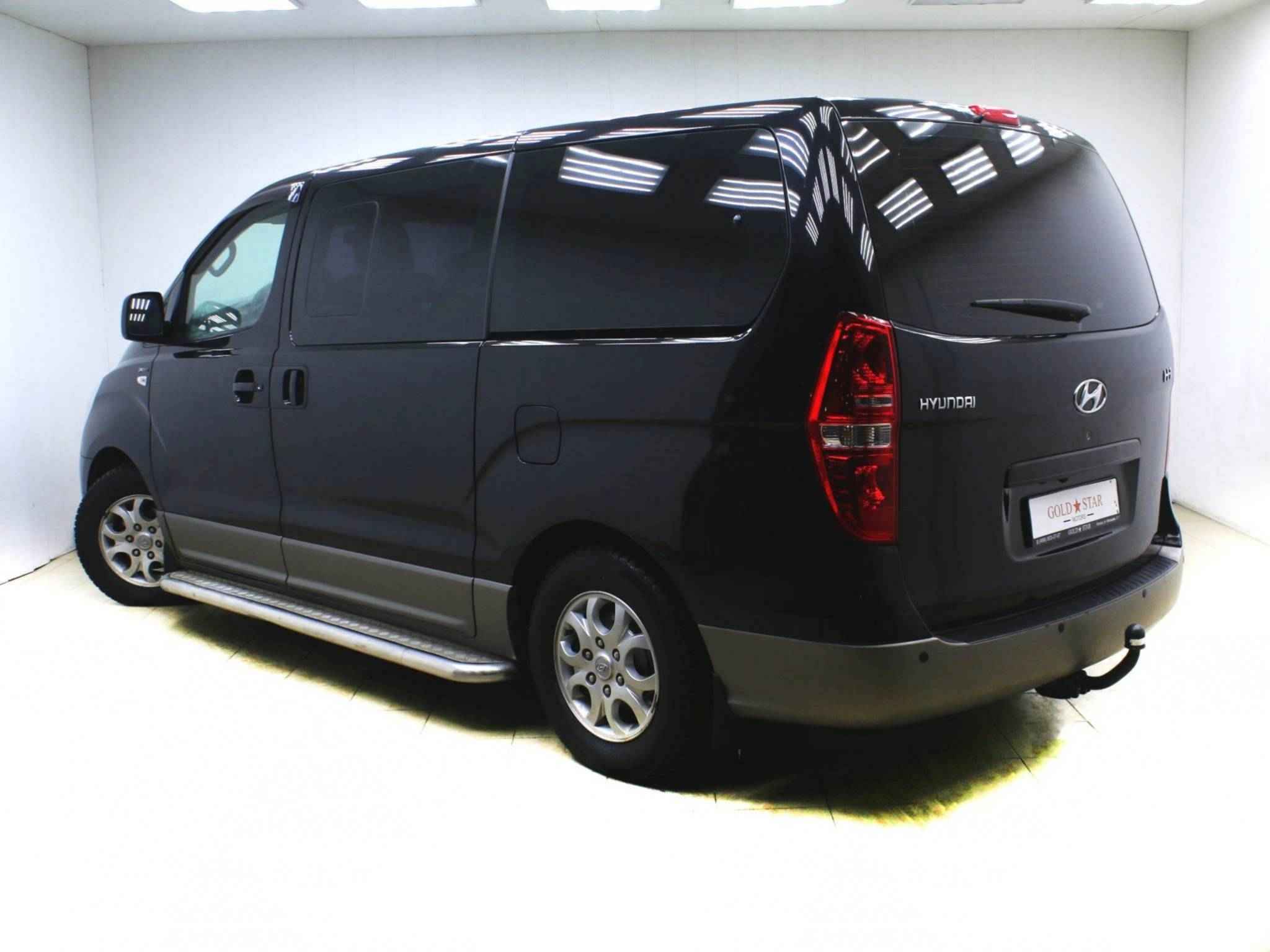 Hyundai H-1, II