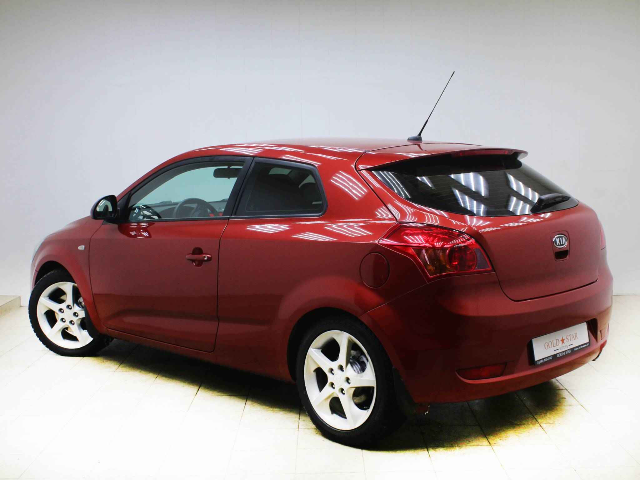 Kia Ceed, I