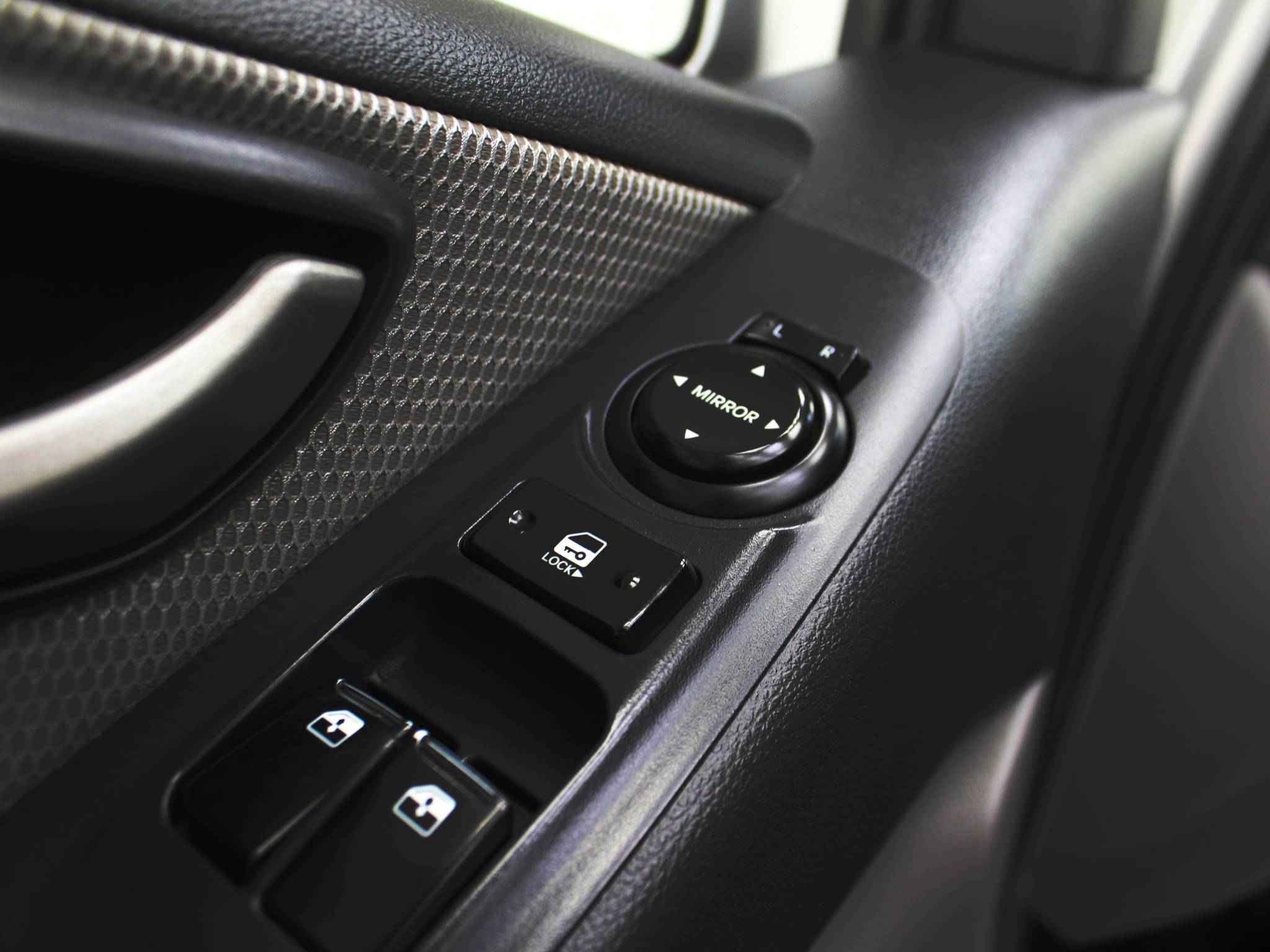 Hyundai Grand Starex, I