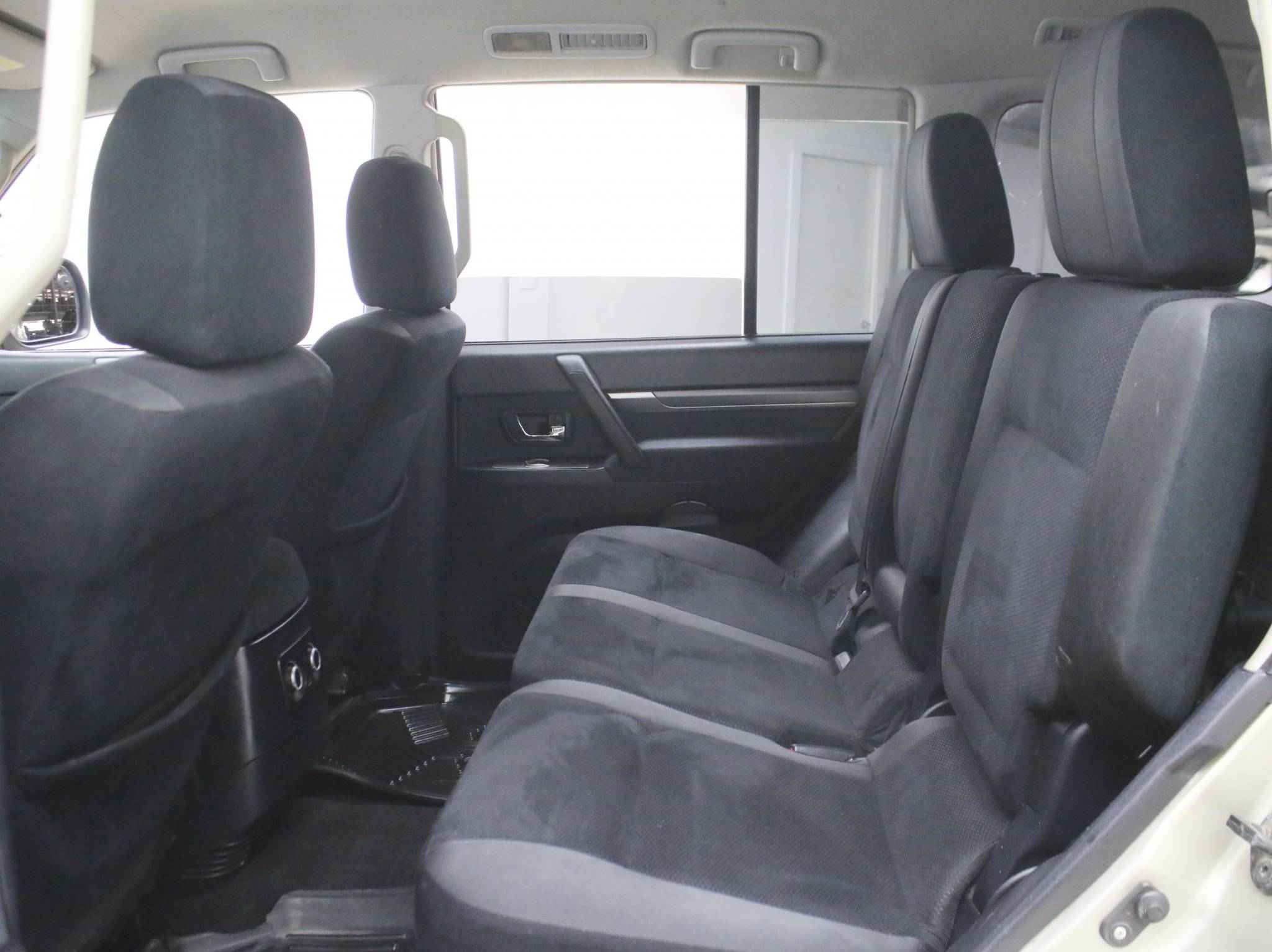 Mitsubishi Pajero, IV