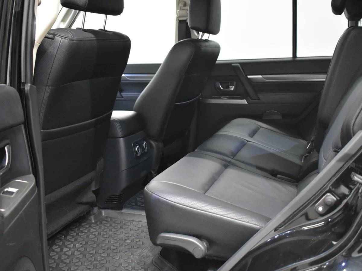 Mitsubishi Pajero, IV Рестайлинг 1