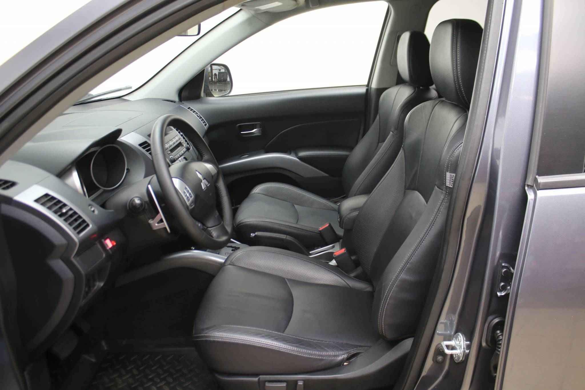 Mitsubishi Outlander, II