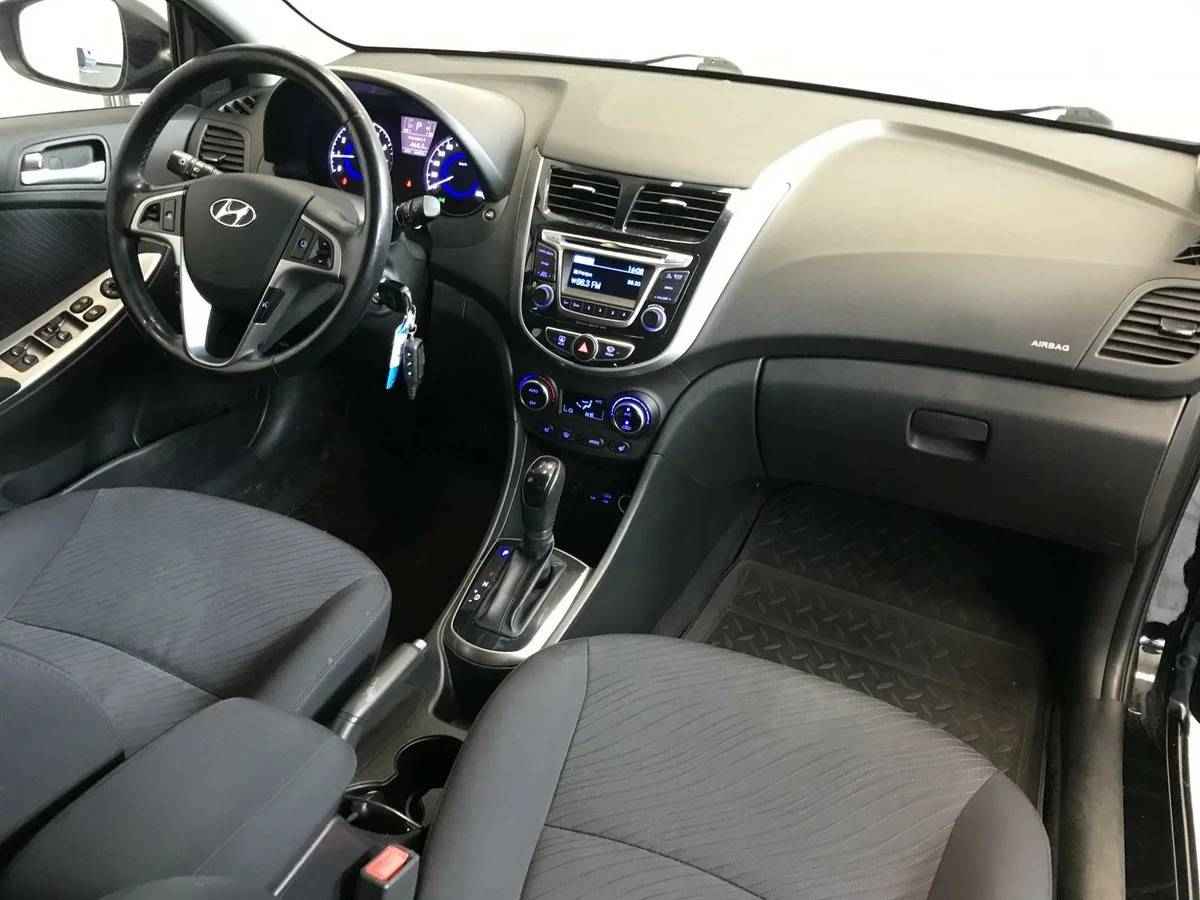 Hyundai Solaris, I Рестайлинг