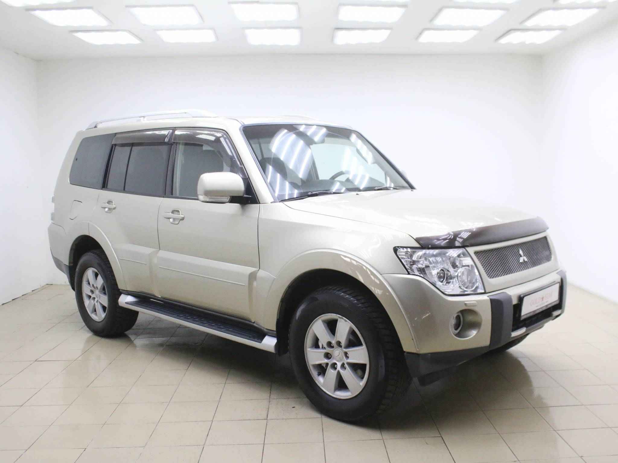 Mitsubishi Pajero, IV