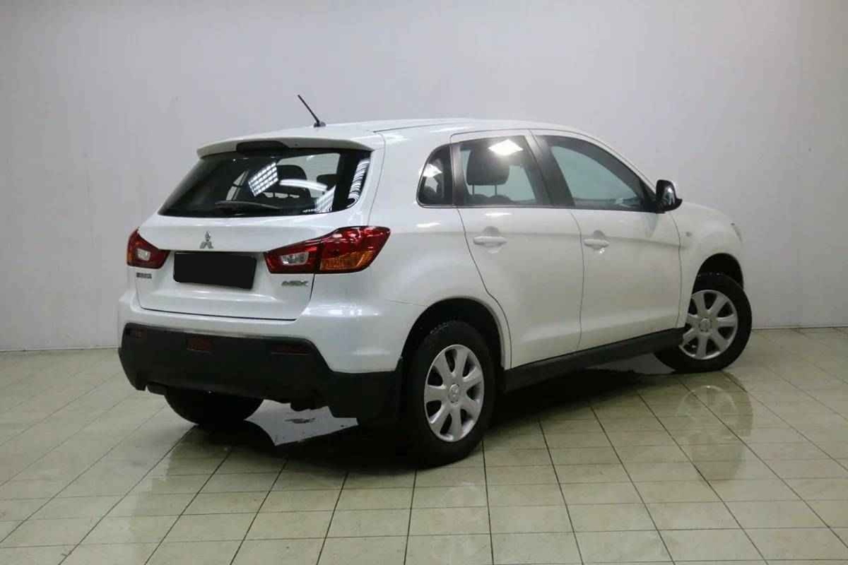 Mitsubishi ASX, I