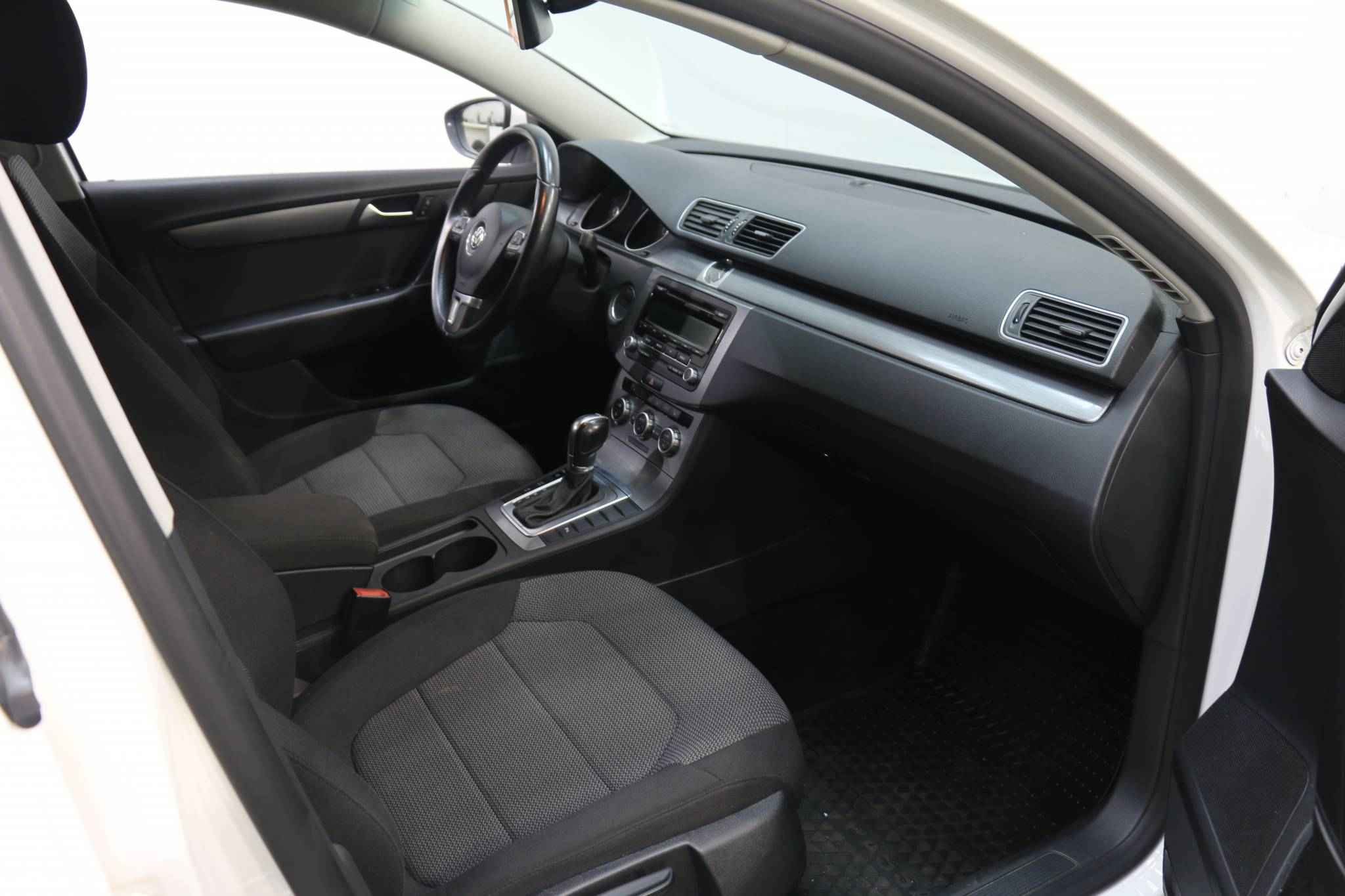 Volkswagen Passat, B7