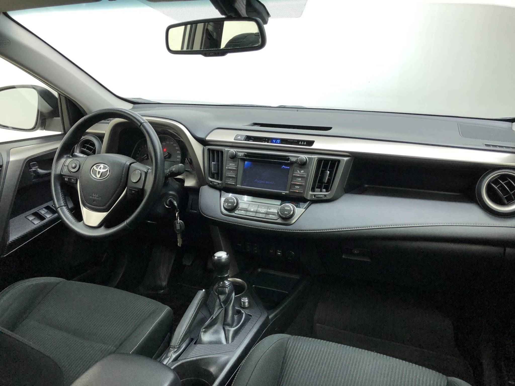 Toyota RAV4, IV (CA40)