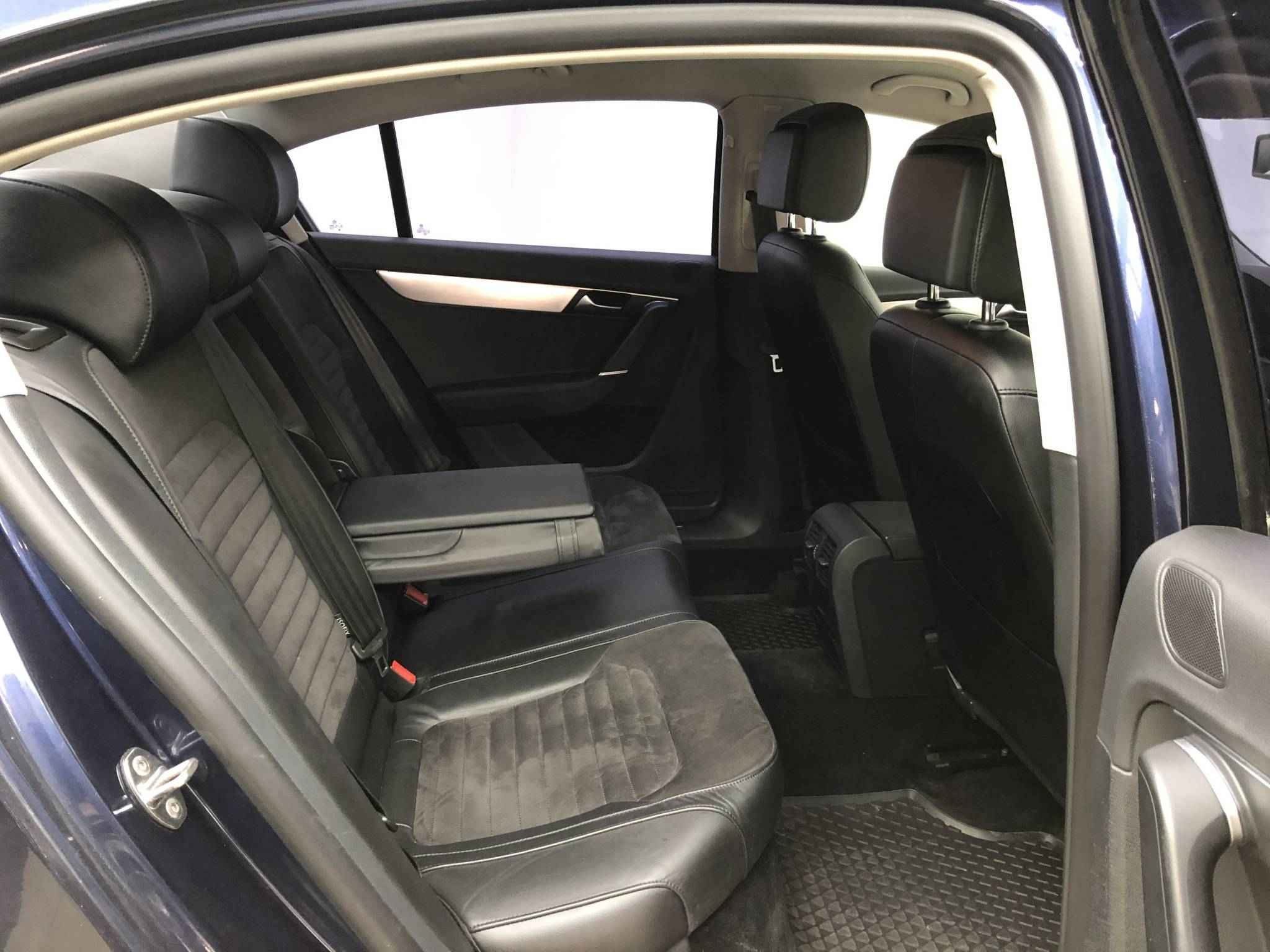 Volkswagen Passat, B7