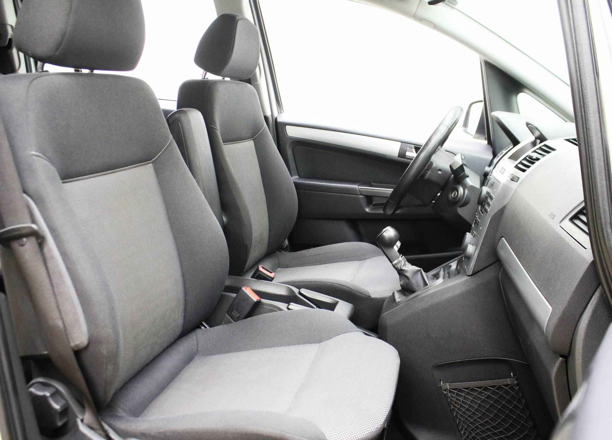 Opel Zafira, B Рестайлинг