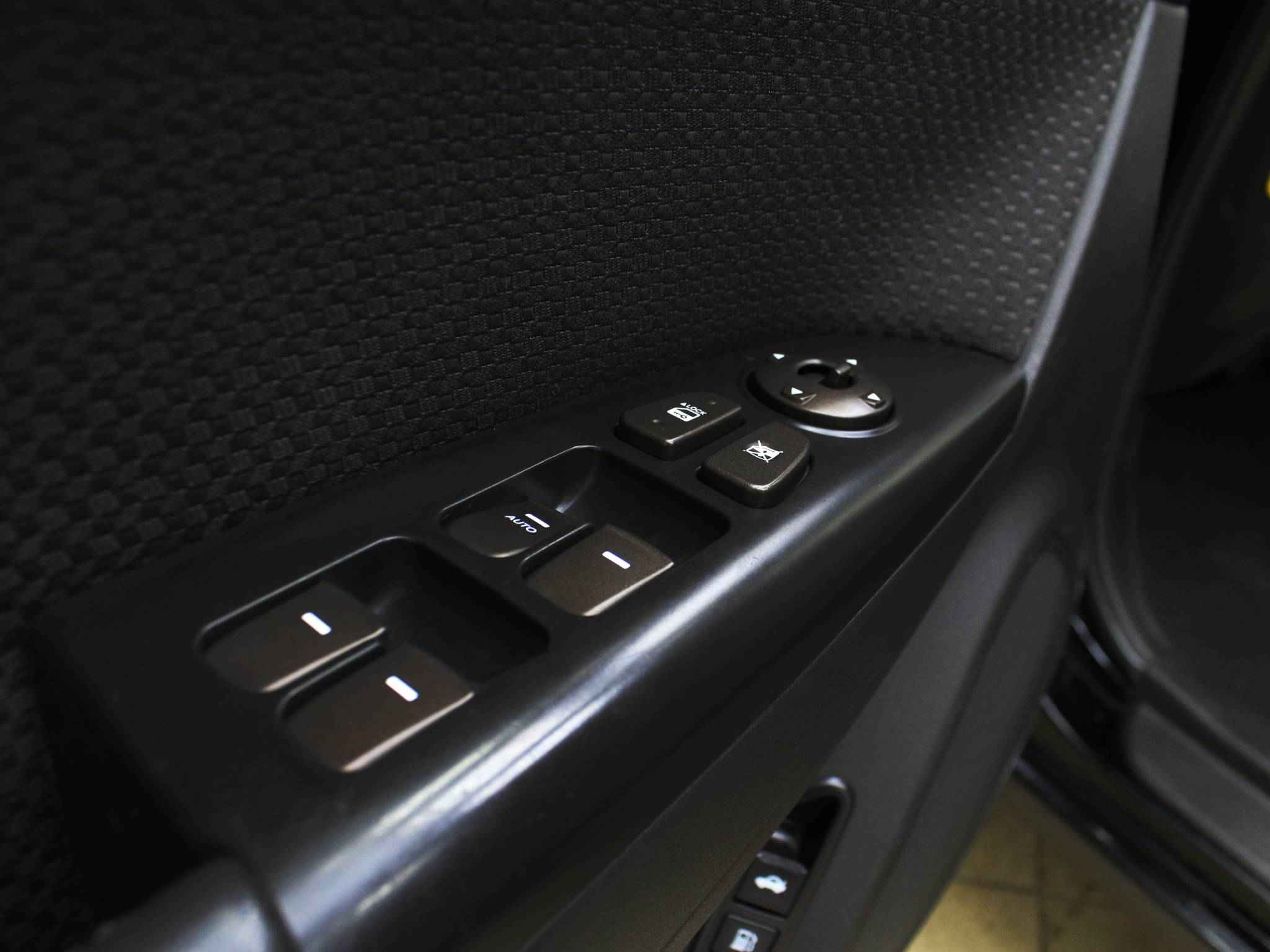 Hyundai Sonata, V (NF)