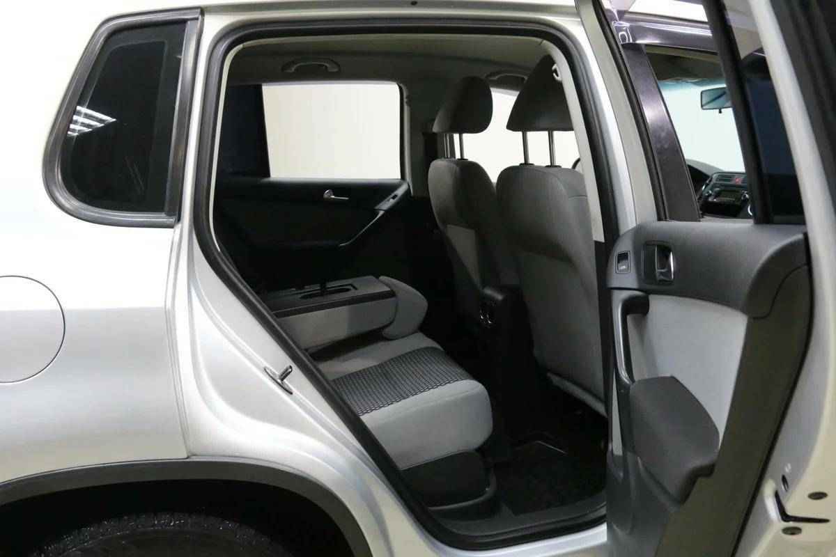 Volkswagen Tiguan, I