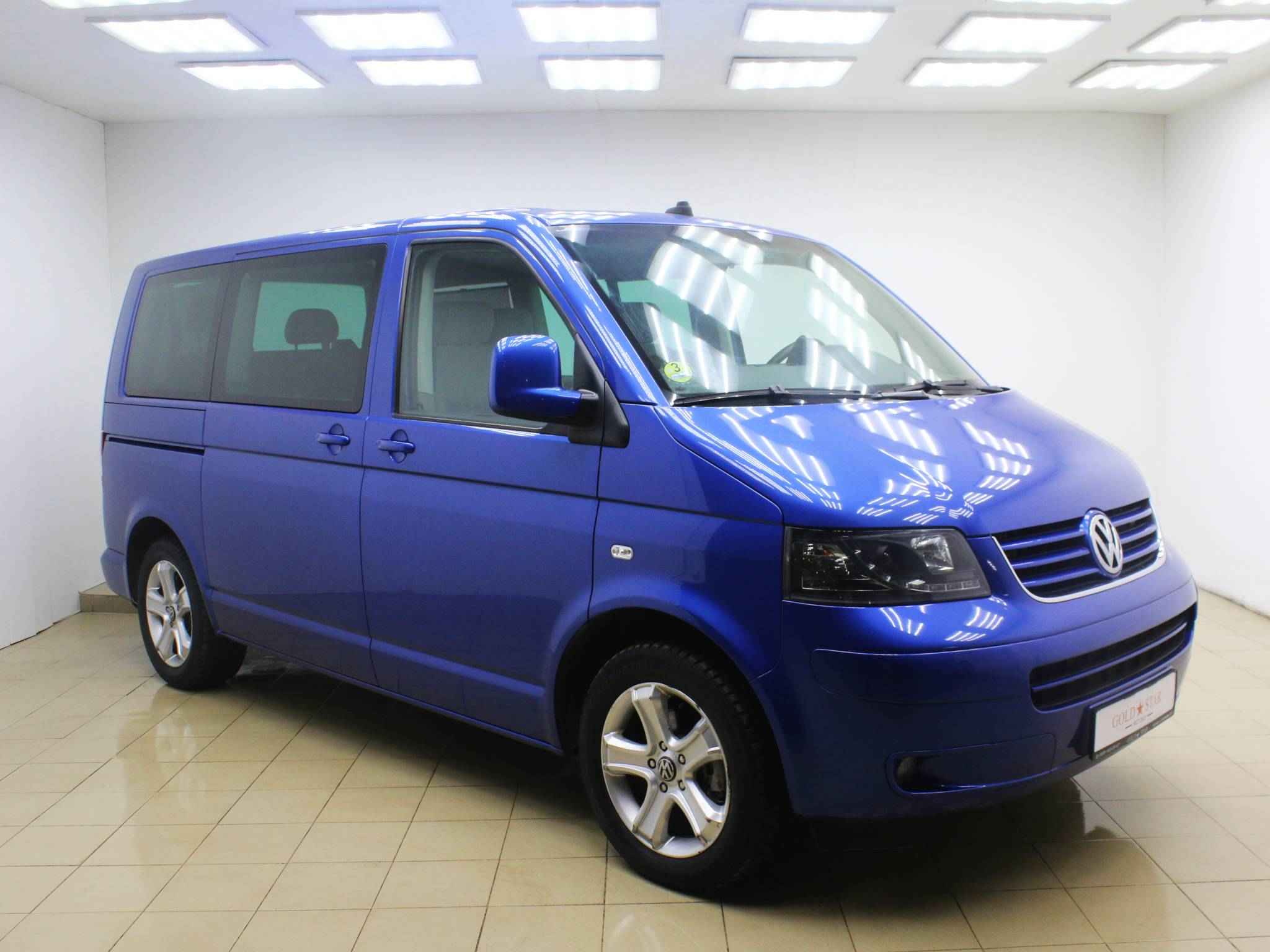 Volkswagen Caravelle, T5