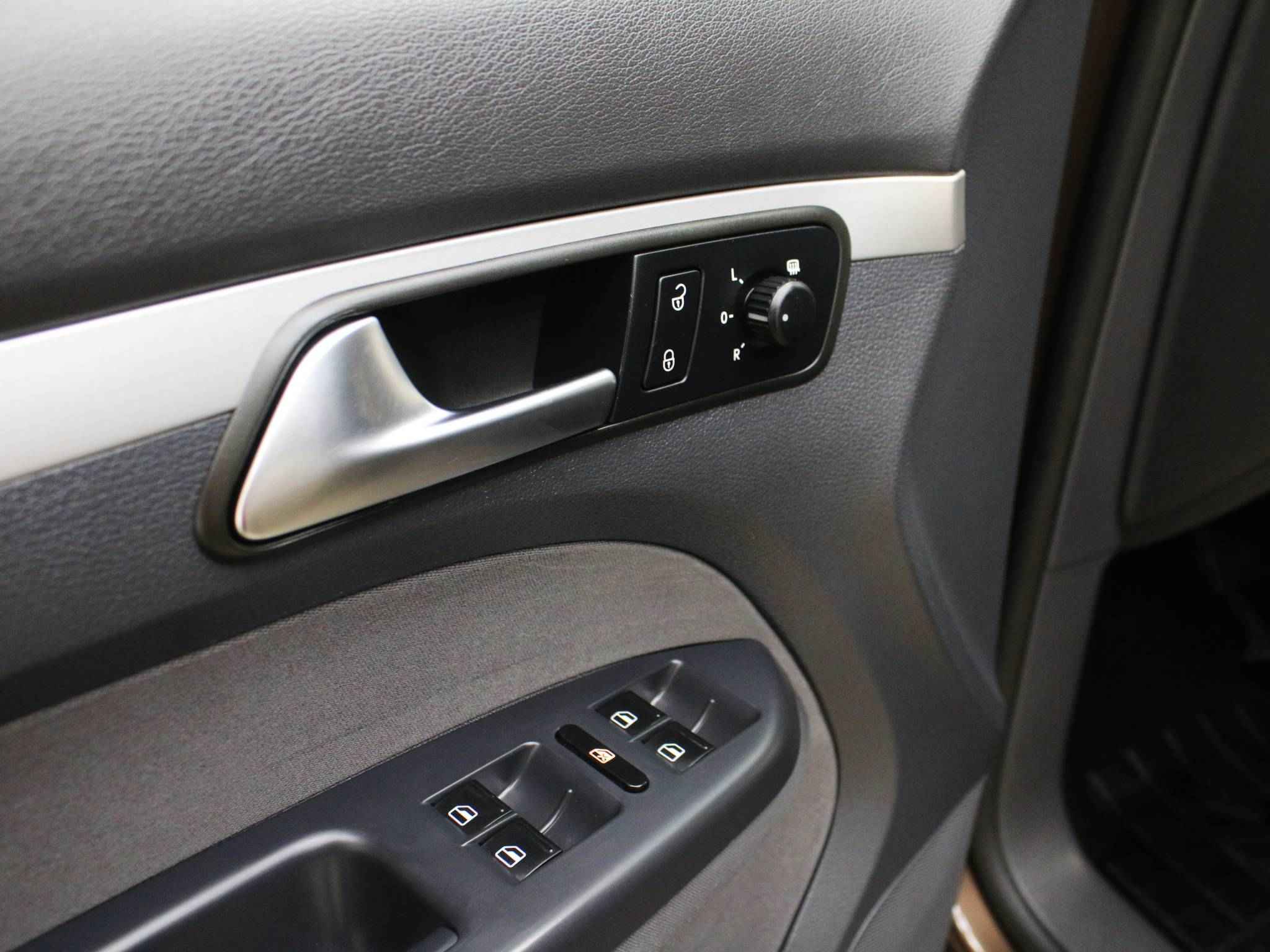 Volkswagen Touran, II