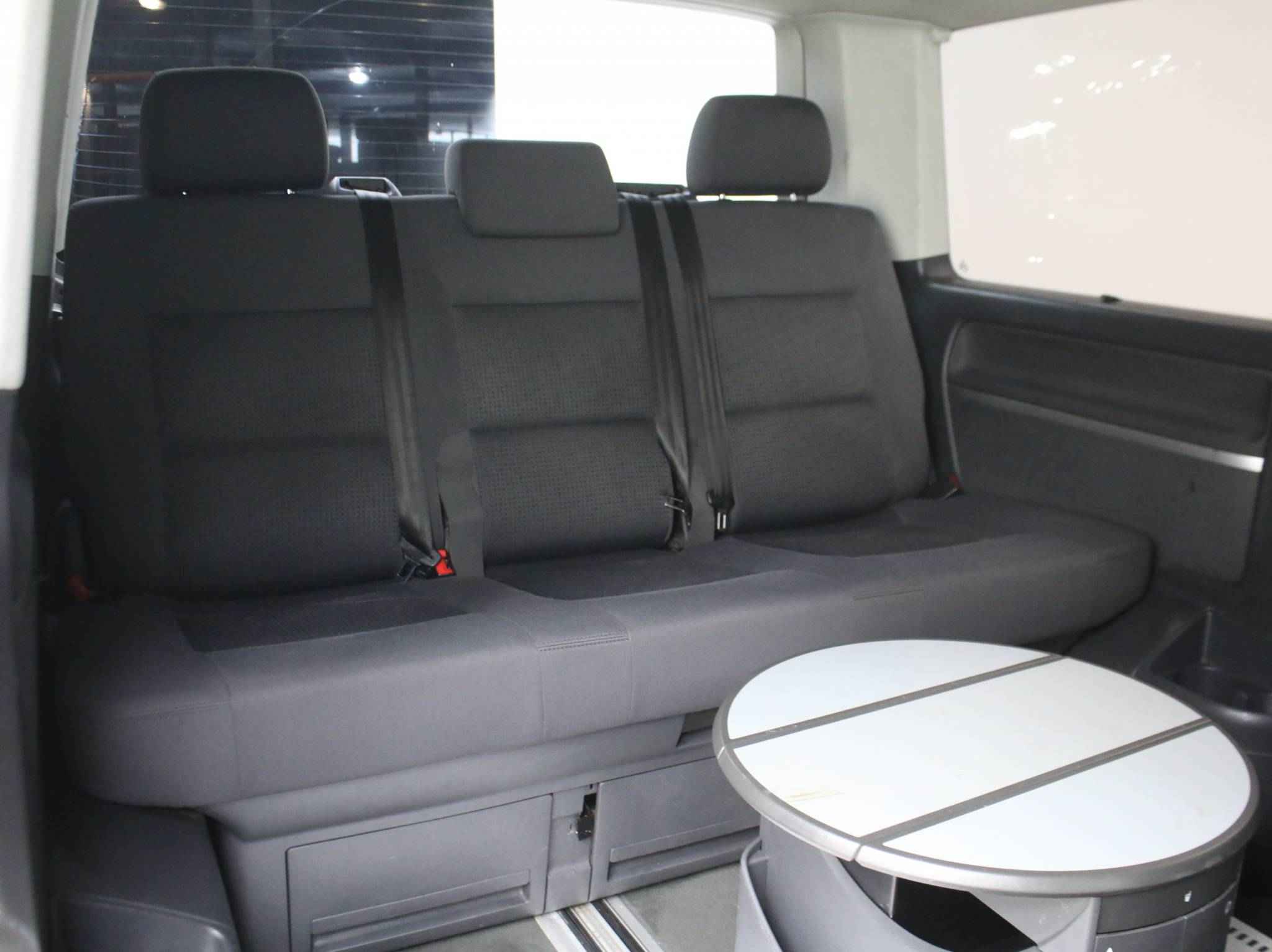 Volkswagen Multivan, T5