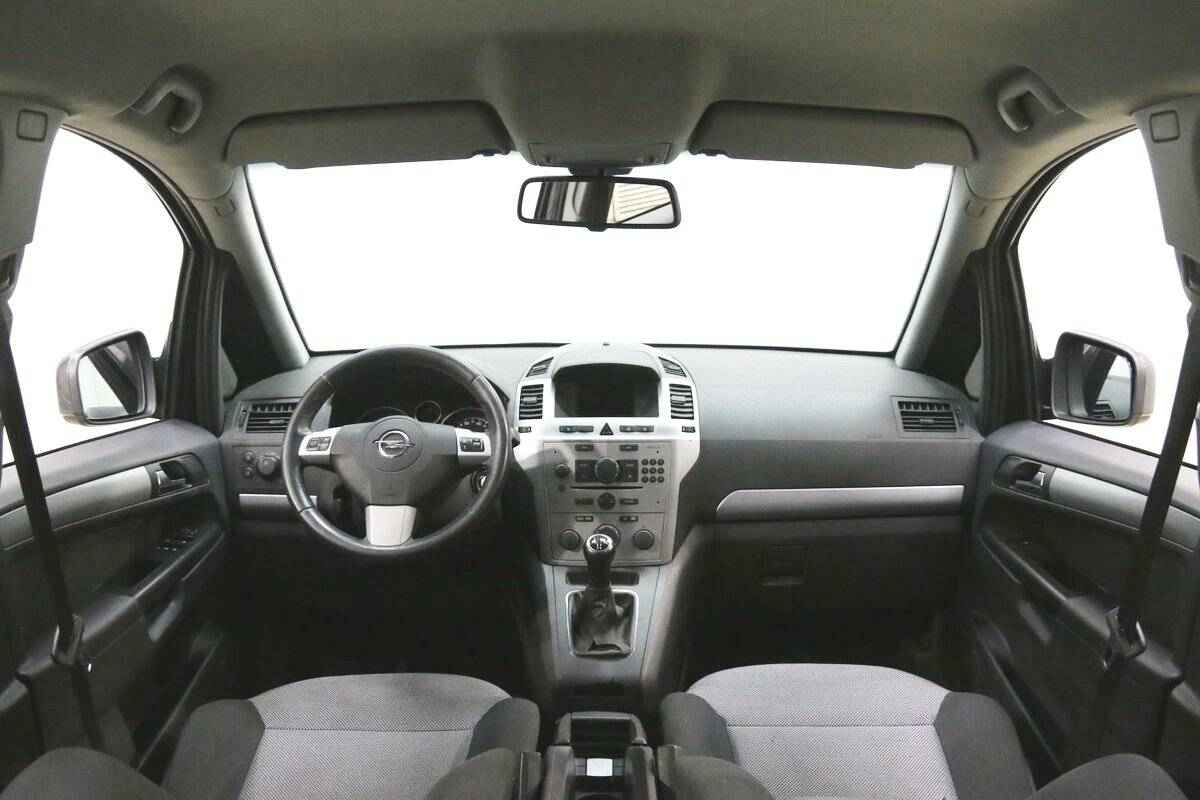 Opel Zafira, B Рестайлинг