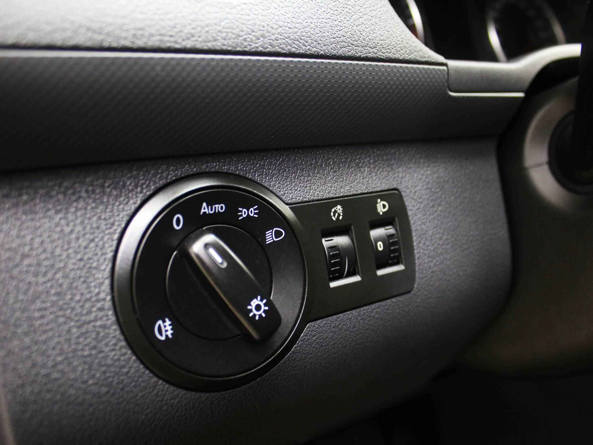 Volkswagen Caddy, III Рестайлинг