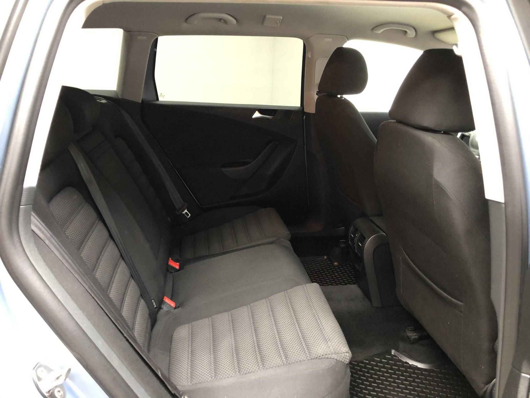 Volkswagen Passat, B6