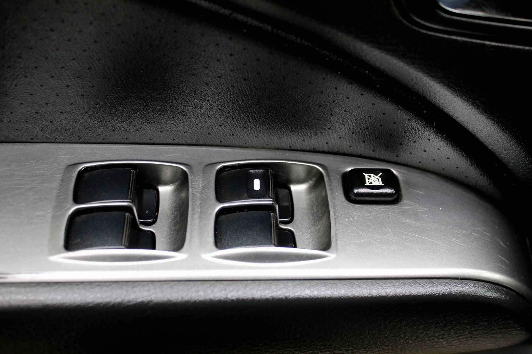 Mitsubishi Outlander, I