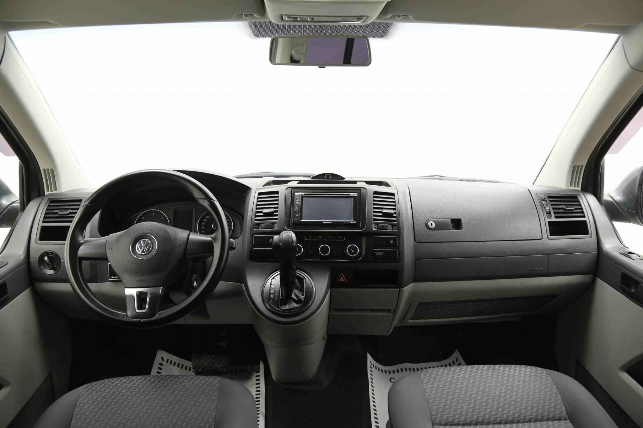 Volkswagen Caravelle, T5 Рестайлинг