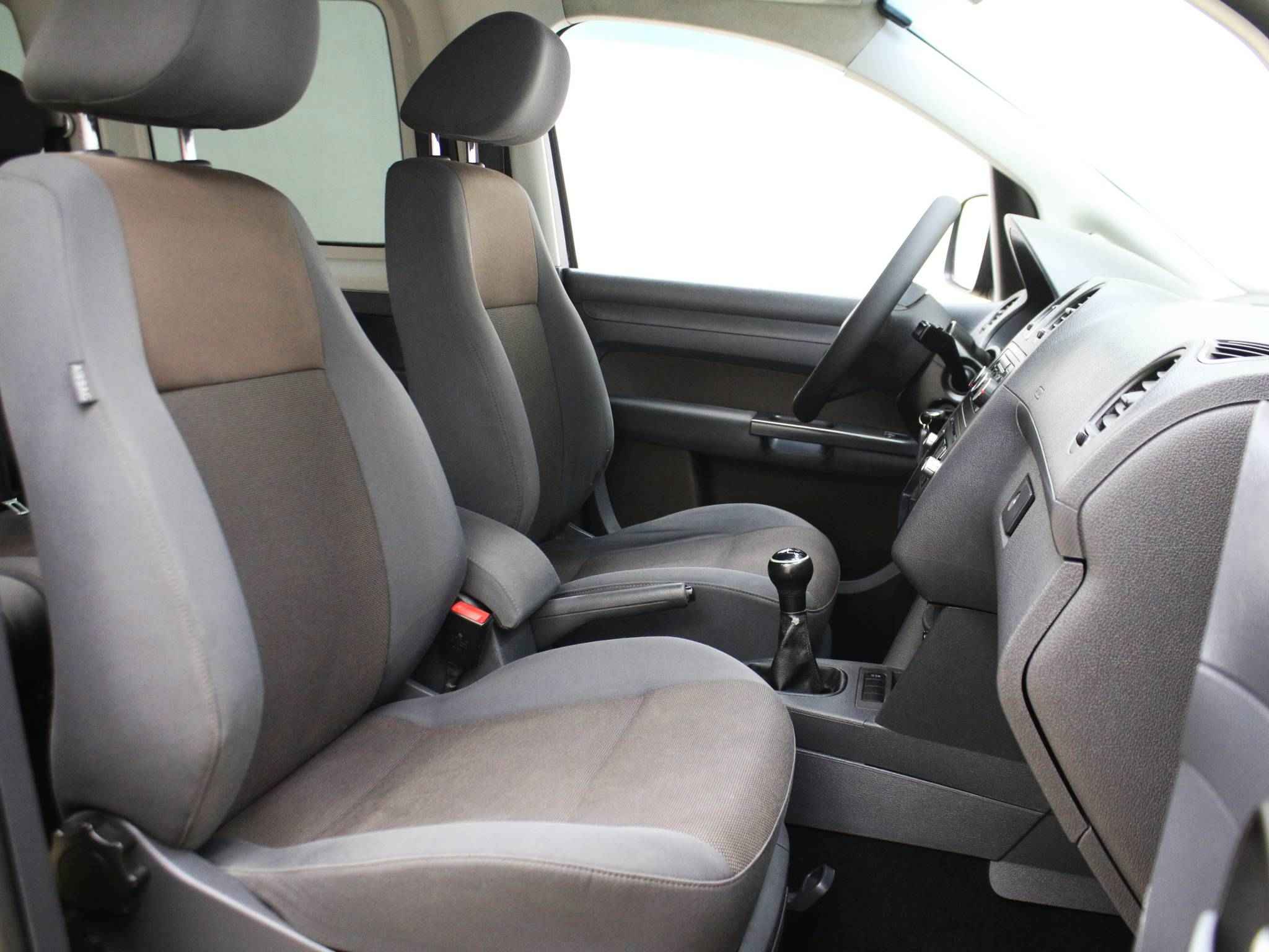 Volkswagen Caddy, III Рестайлинг