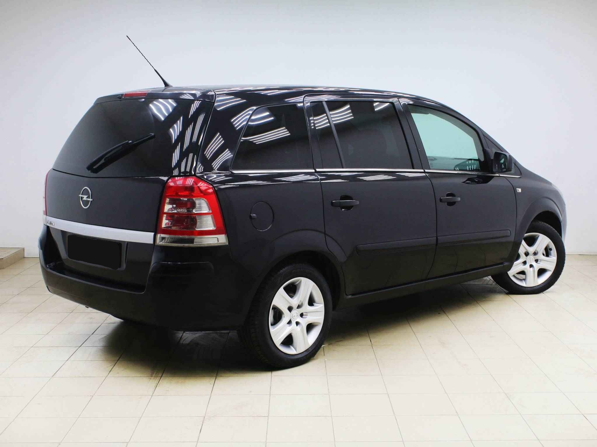 Opel Zafira, B Рестайлинг