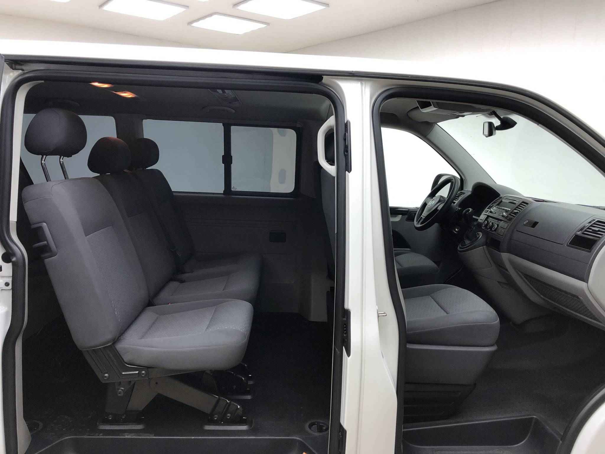 Volkswagen Caravelle, T5 Рестайлинг