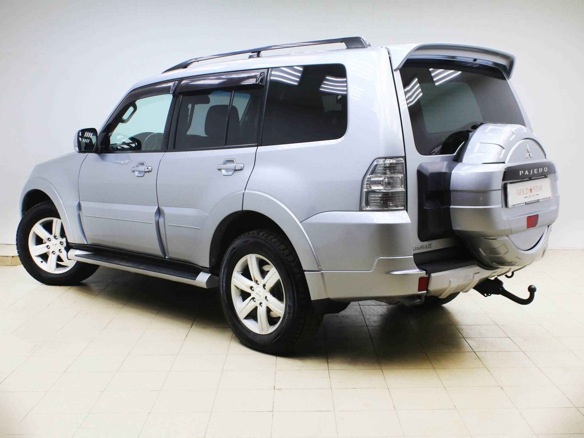 Mitsubishi Pajero, IV Рестайлинг 1