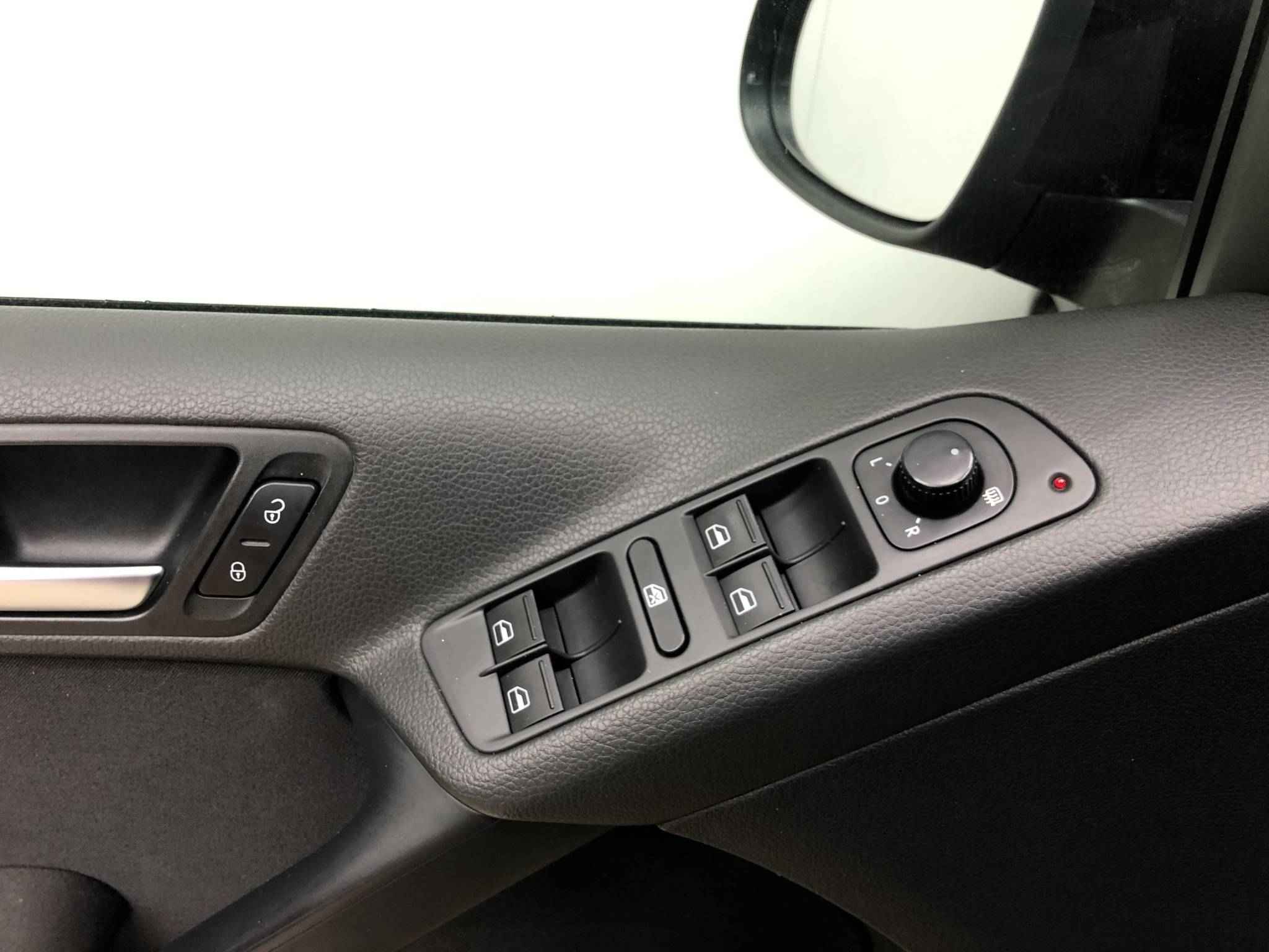 Volkswagen Tiguan, I