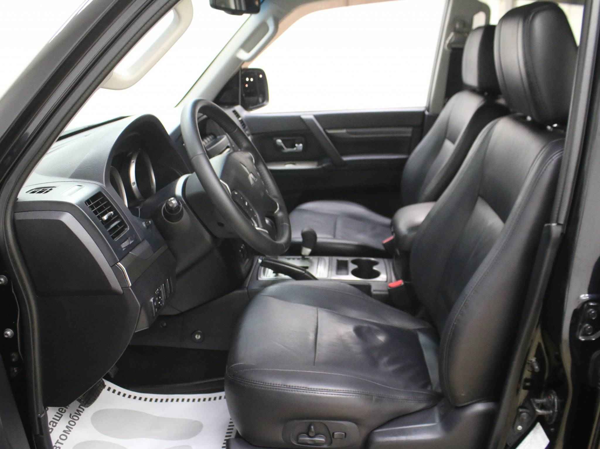 Mitsubishi Pajero, IV Рестайлинг 1