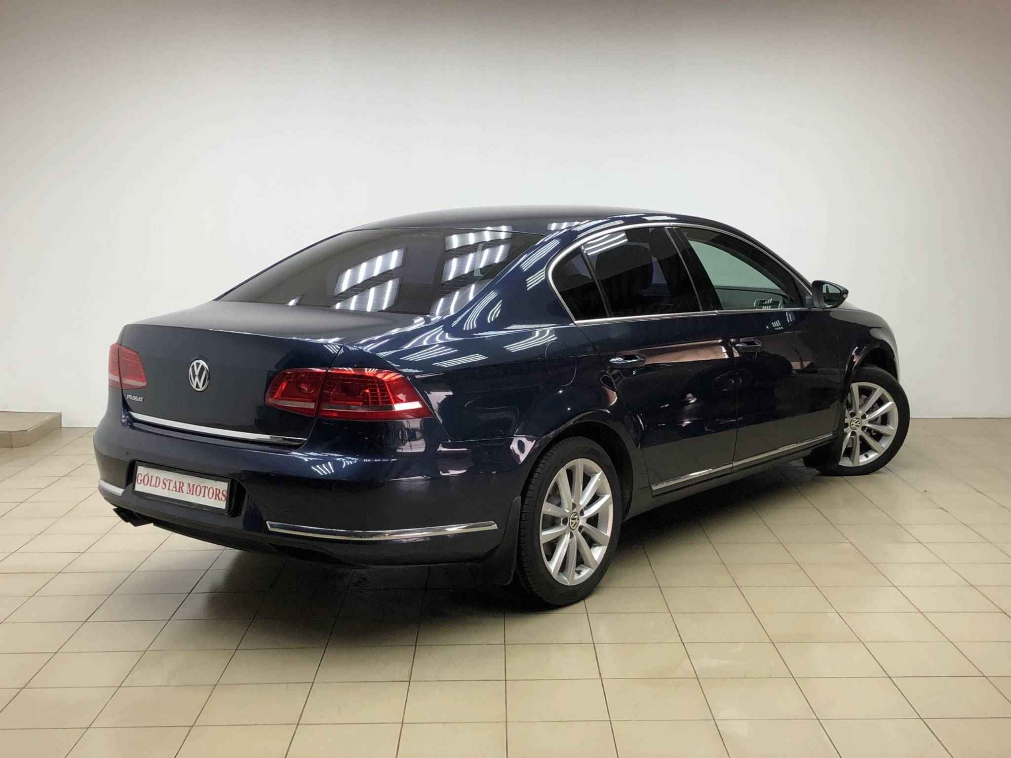 Volkswagen Passat, B7