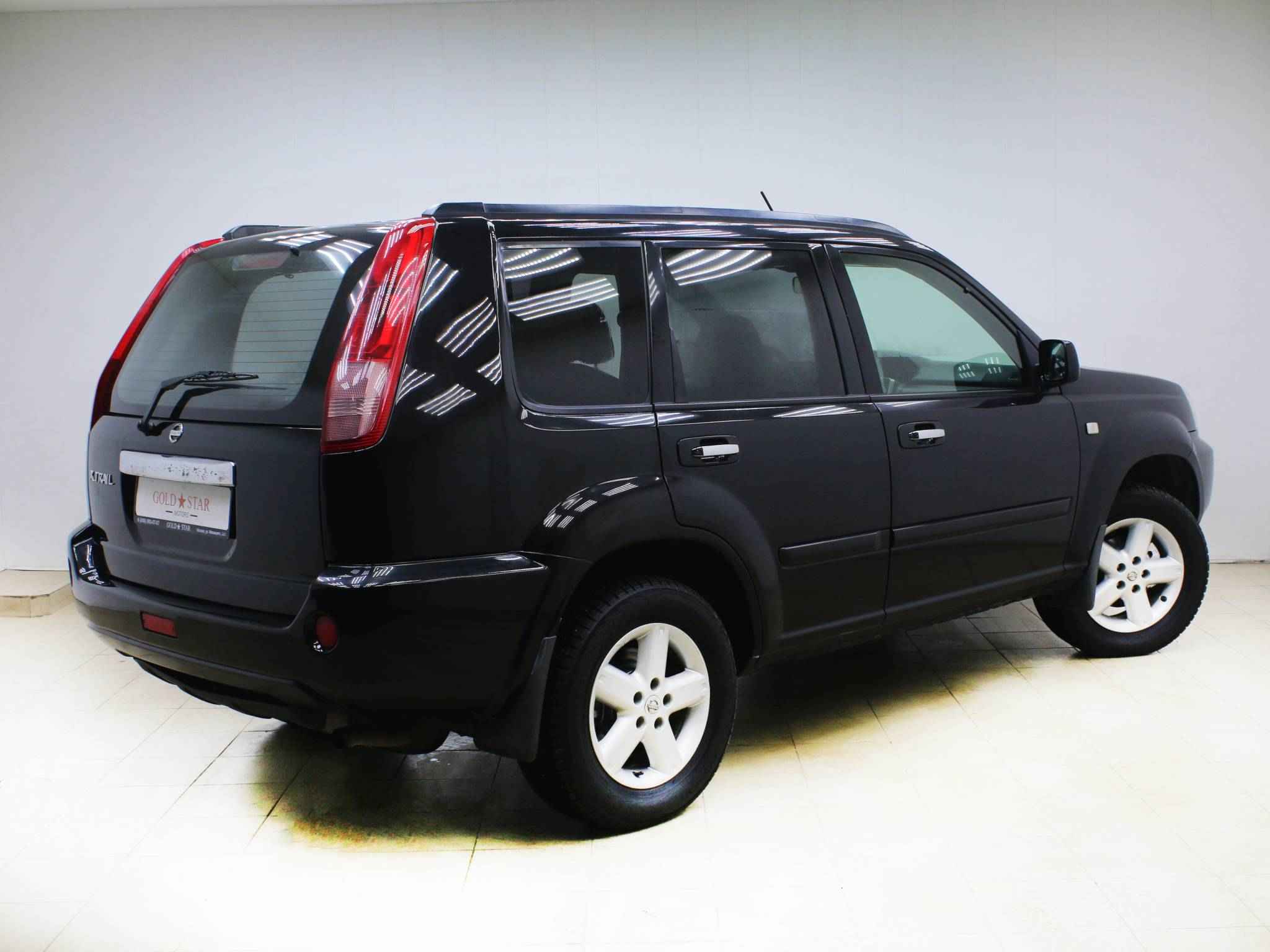 Nissan X-Trail, I