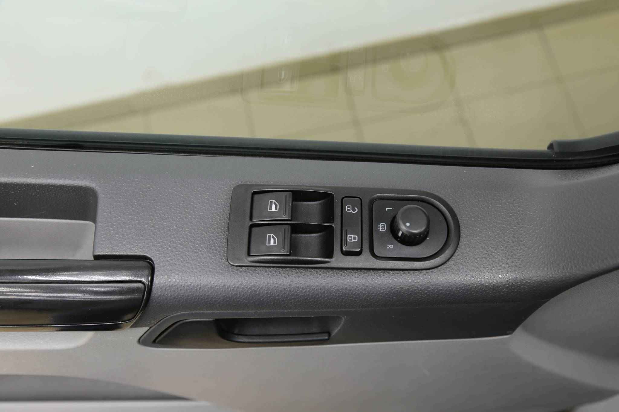 Volkswagen Caravelle, T5 Рестайлинг