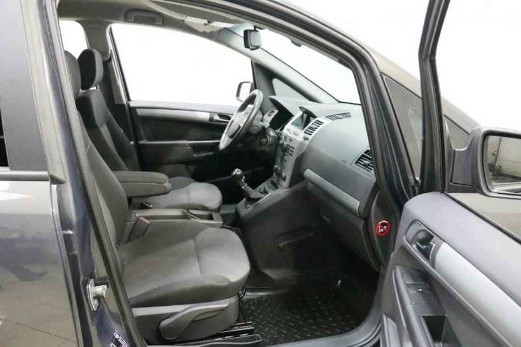 Opel Zafira, B Рестайлинг