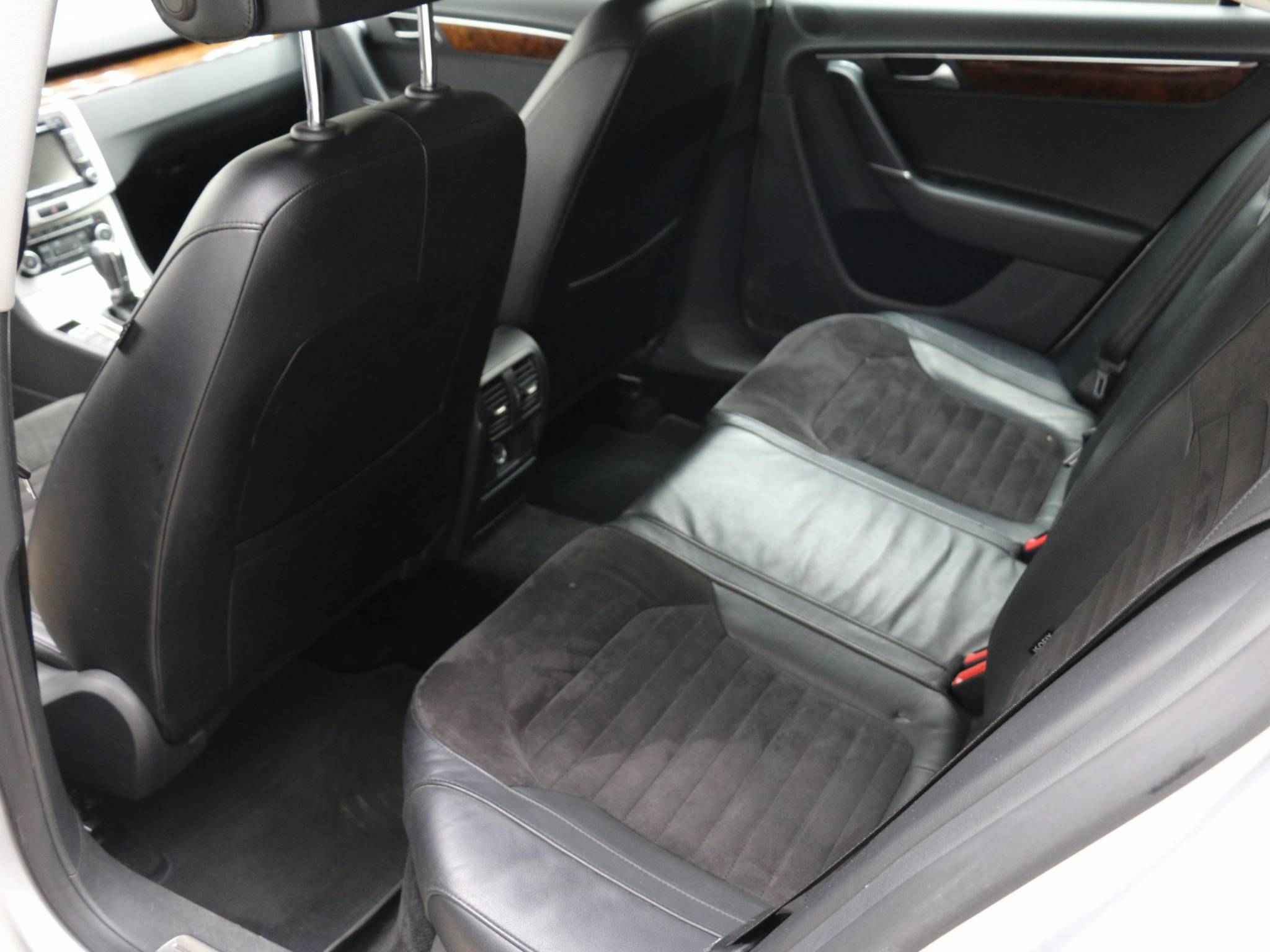 Volkswagen Passat, B7