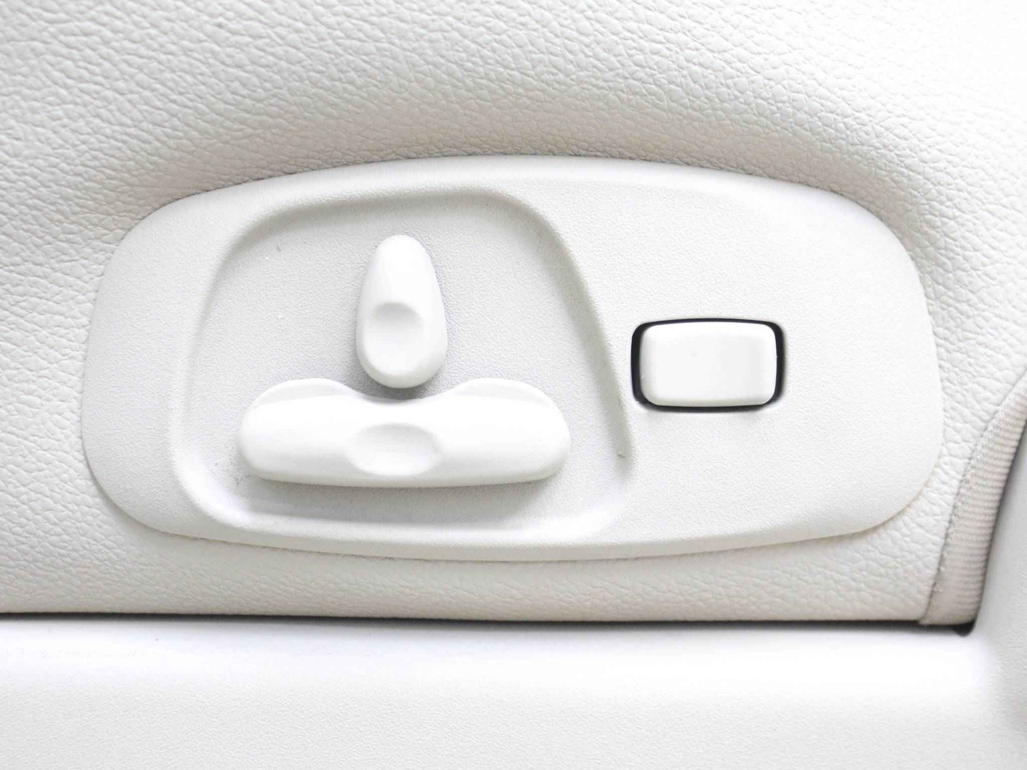 Mitsubishi Pajero, IV