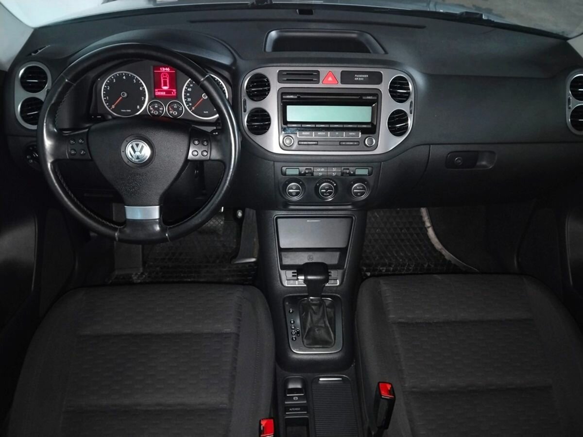 Volkswagen Tiguan, 2009