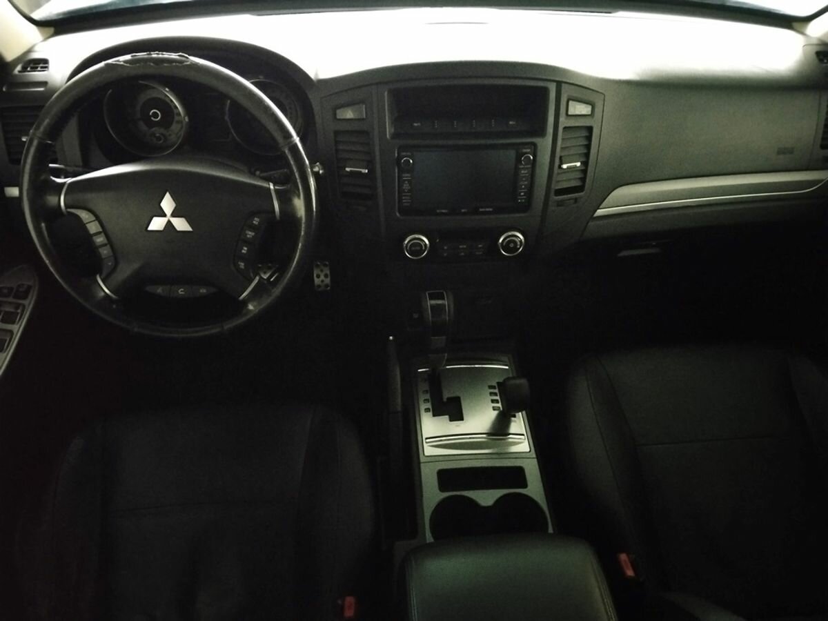 Mitsubishi Pajero, 2013