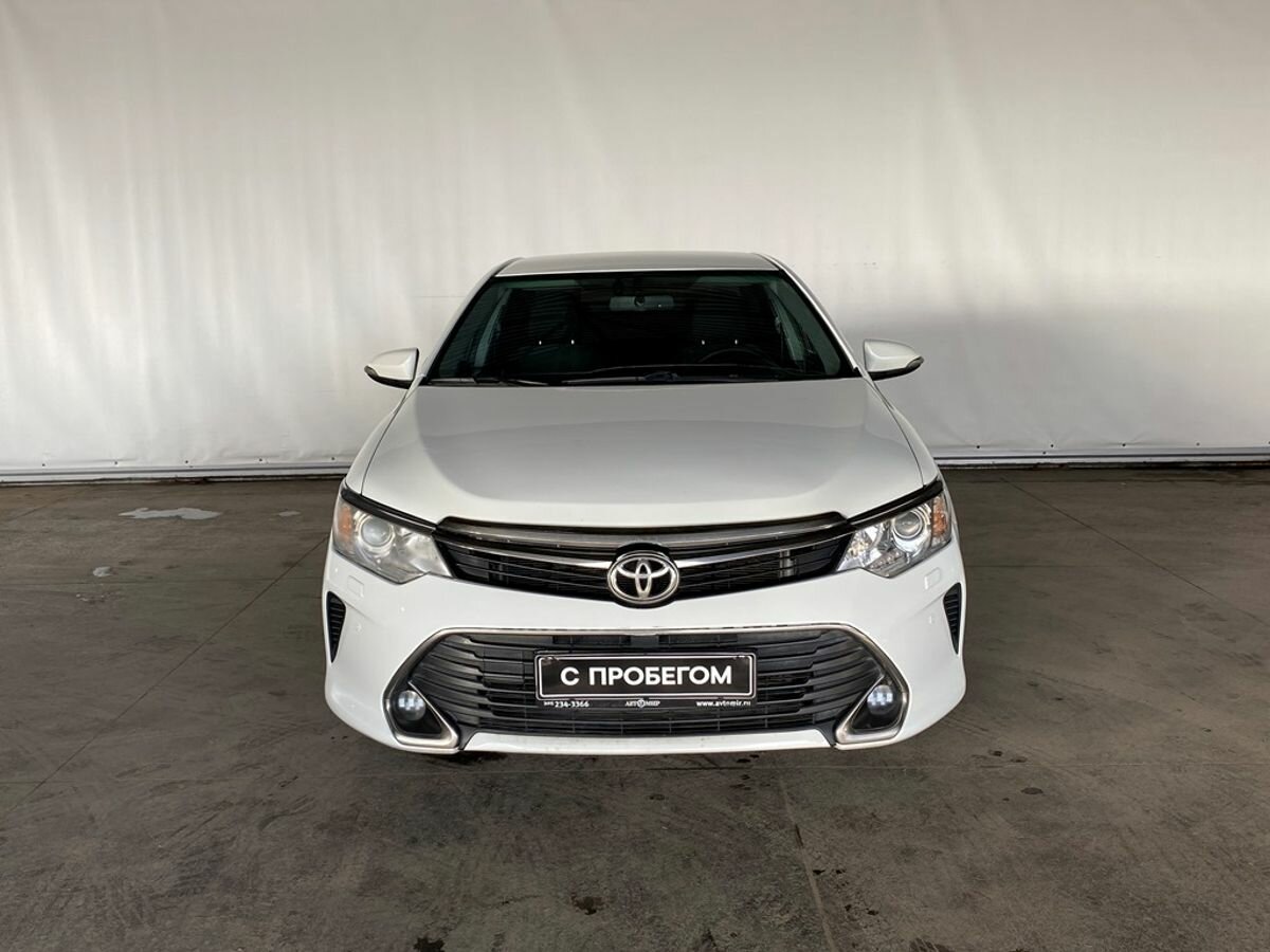Toyota Camry, 2016