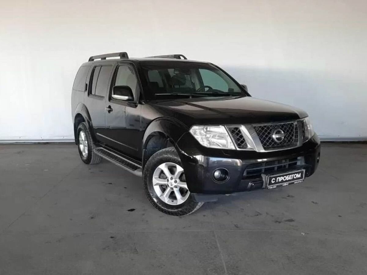 Nissan Pathfinder, 2011