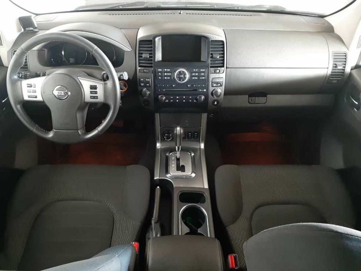 Nissan Pathfinder, 2011
