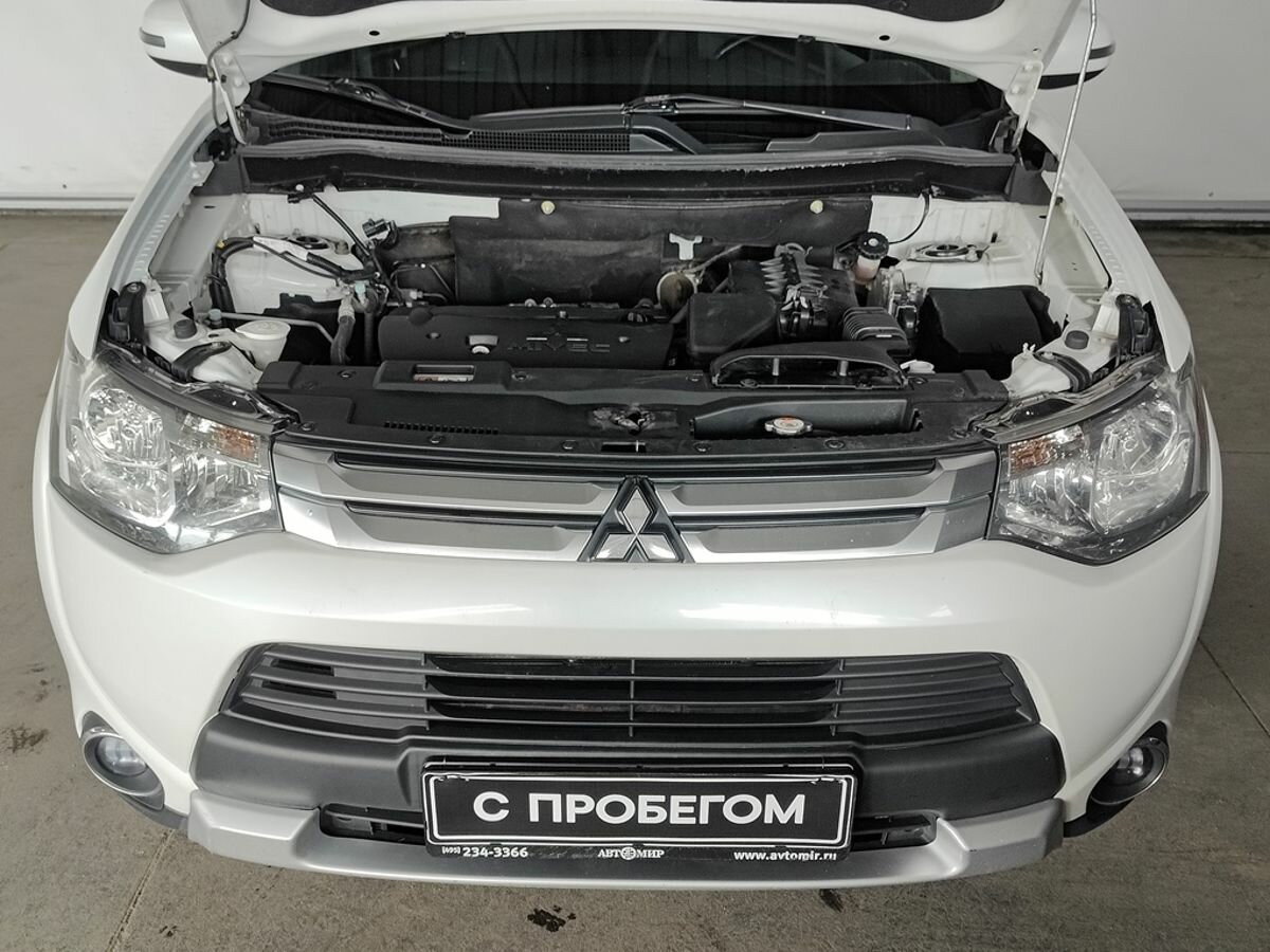 Mitsubishi Outlander, 2014