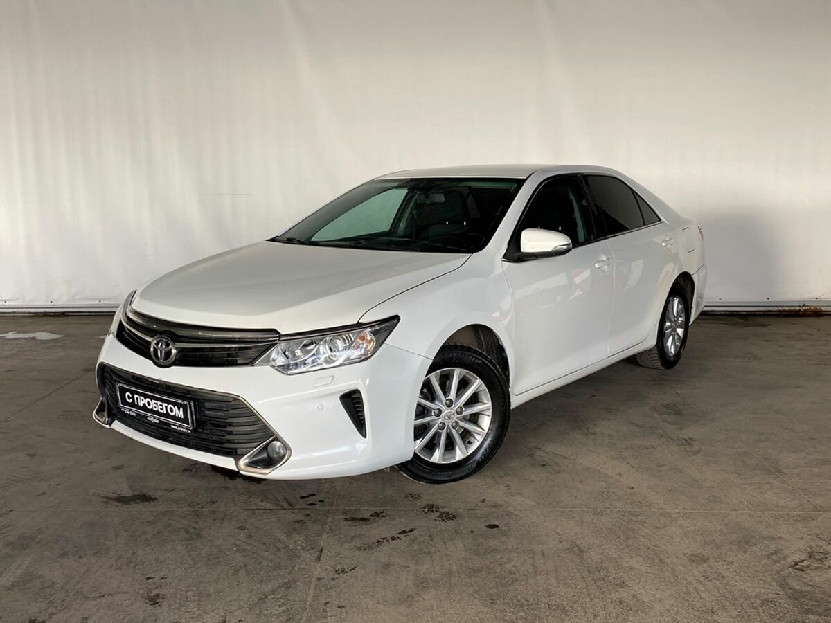 Toyota Camry, 2016